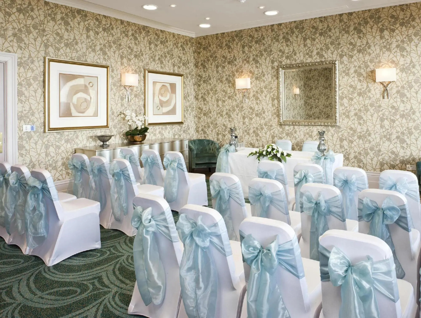 Dover Marina Hotel & Spa, Tapestry Collection by Hilton