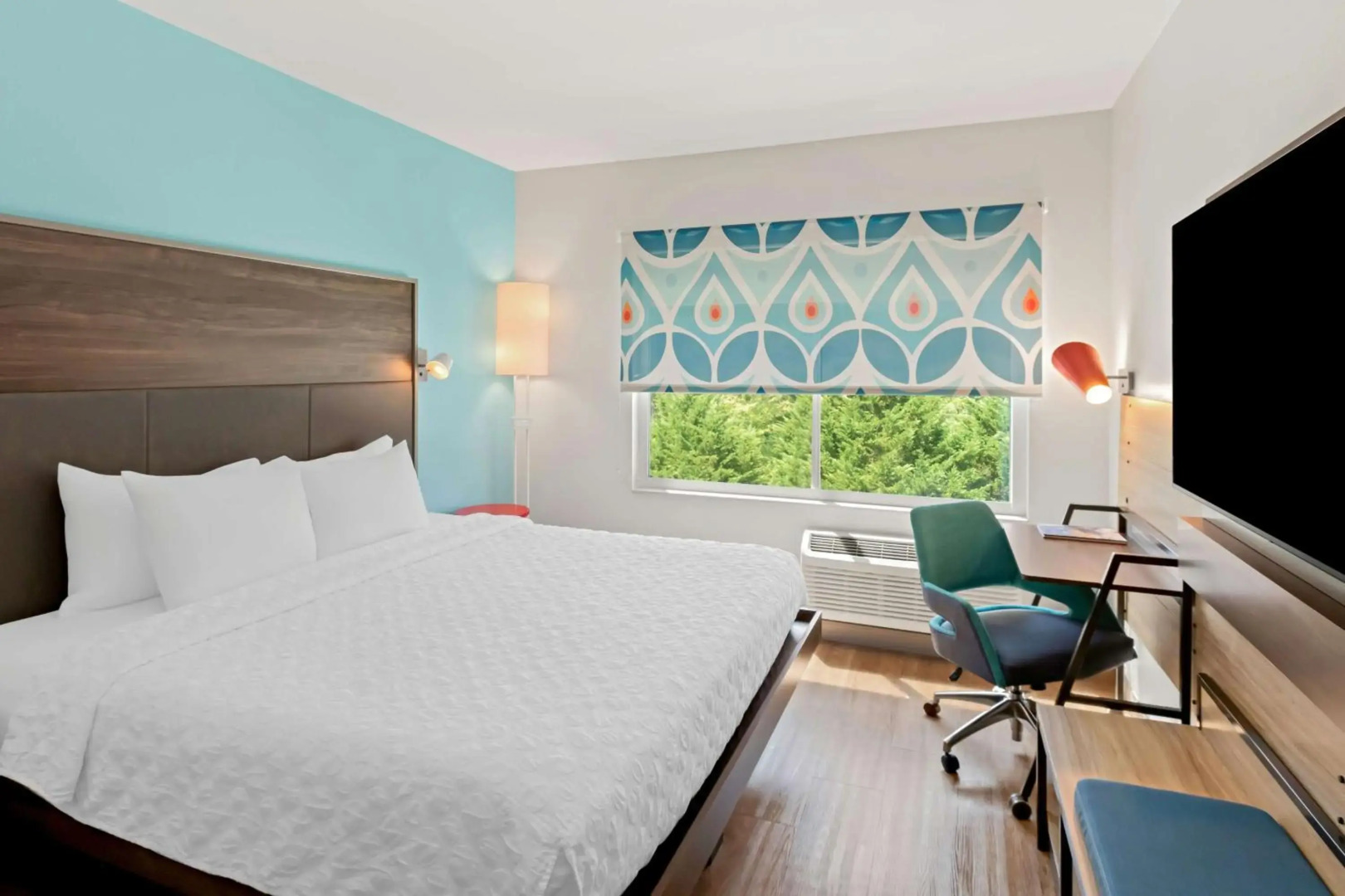 Tru by Hilton Asheville Blue Ridge Parkway