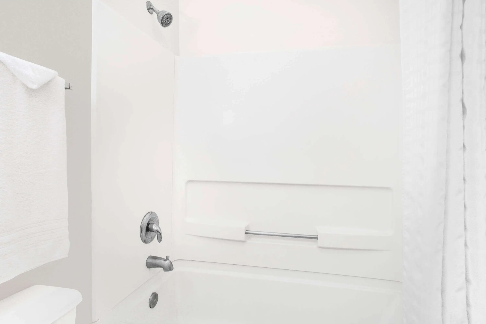 Super 8 by Wyndham Bloomfield