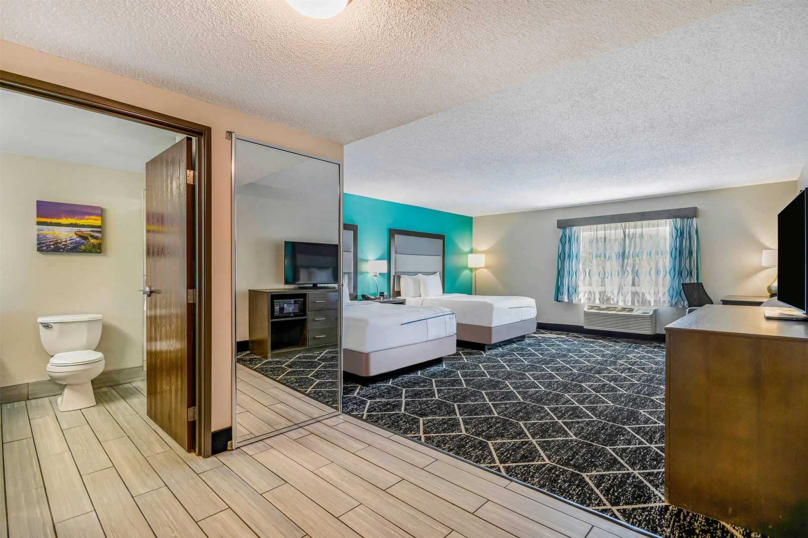 La Quinta Inn & Suites by Wyndham Batavia