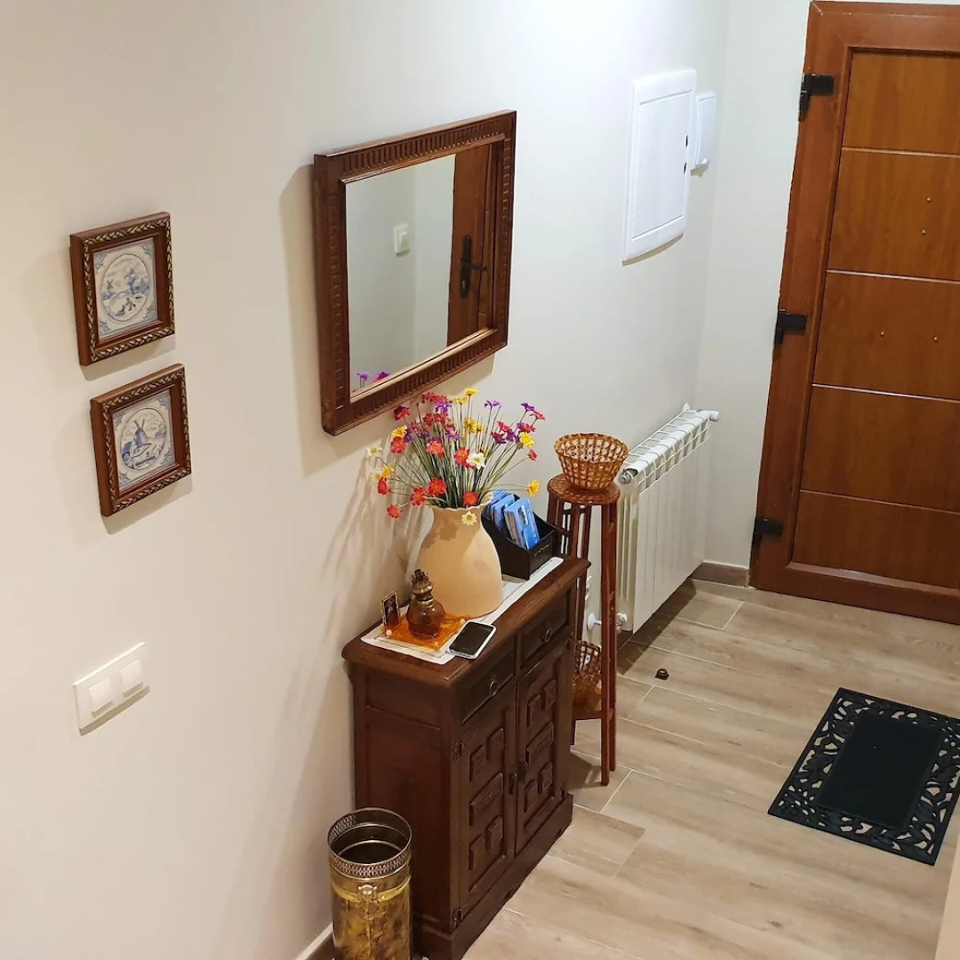 House With 6 Bedrooms in San Bartolomé de Pinares, With Wonderful City View, Furnished Terrace and Wifi - 70 km From the Slopes