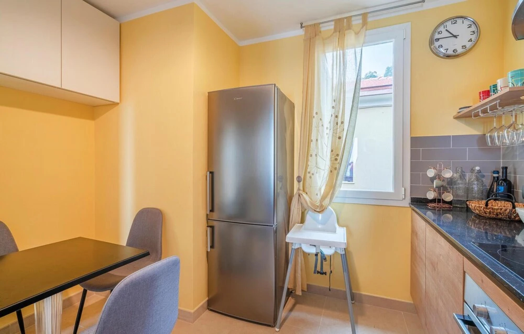 Stunning Home in Cipressa With Wifi and 2 Bedrooms
