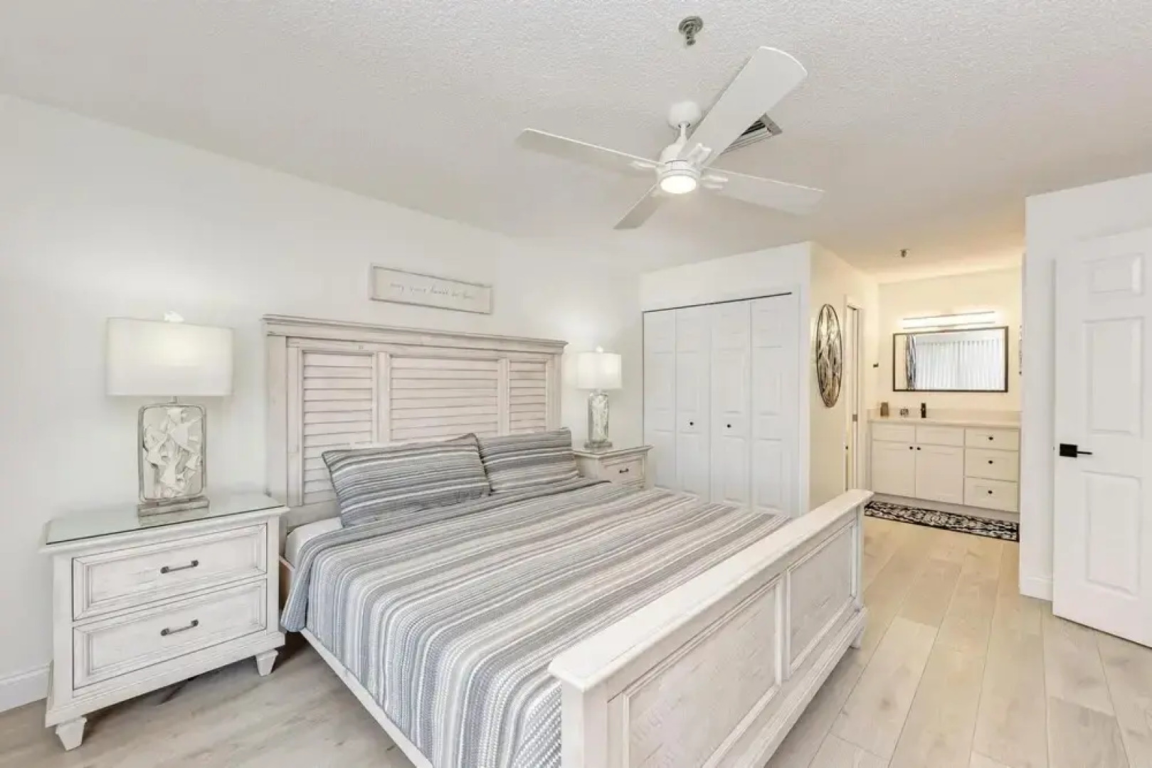 Absolute Paradise Ami-private Beach Access-water Views From Every Window-heated Pool- Walk To 14 Restaurants