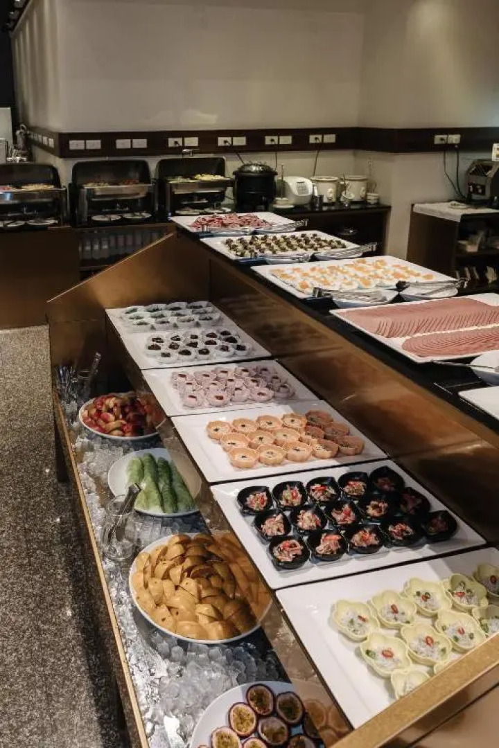 Muen Yuan Dong Hot Spring Hotel