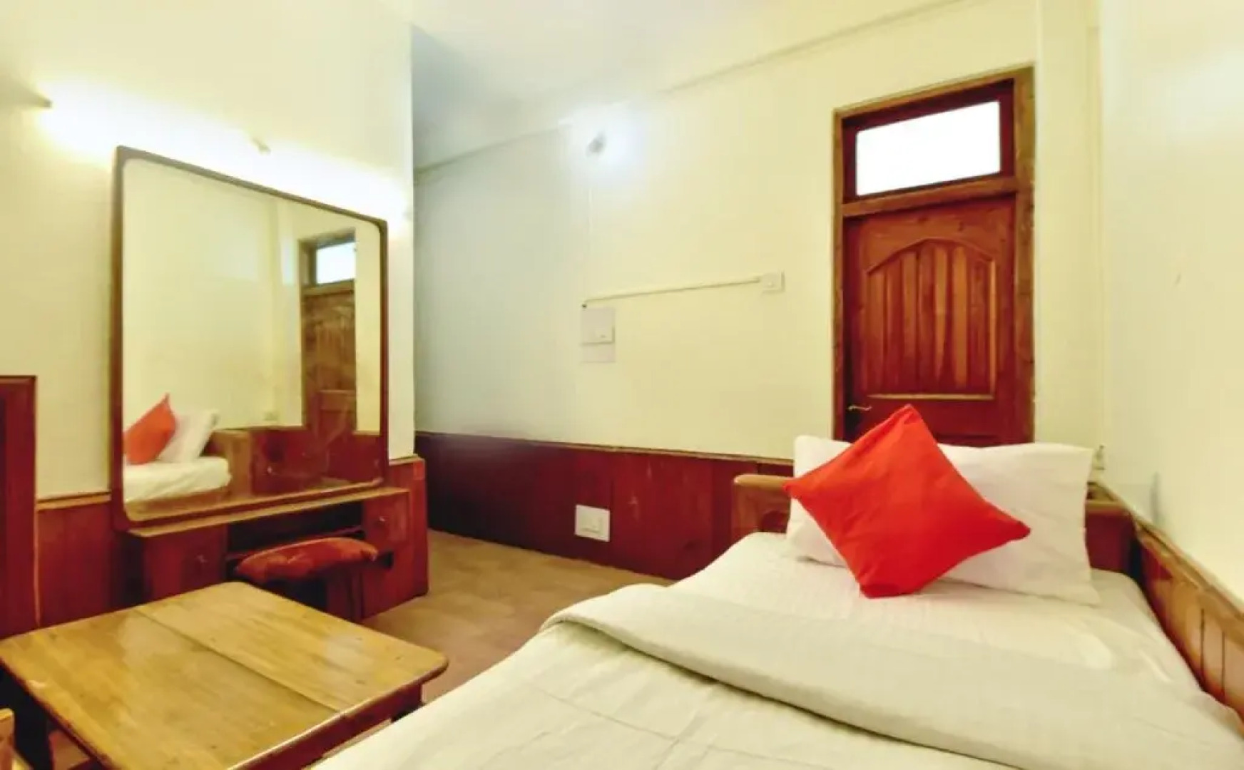 Hotel Naman By OYO Rooms