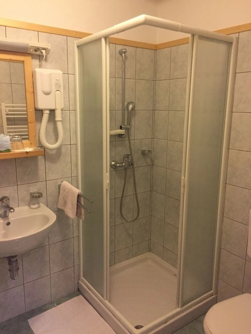 Pr' Dovar Guest House