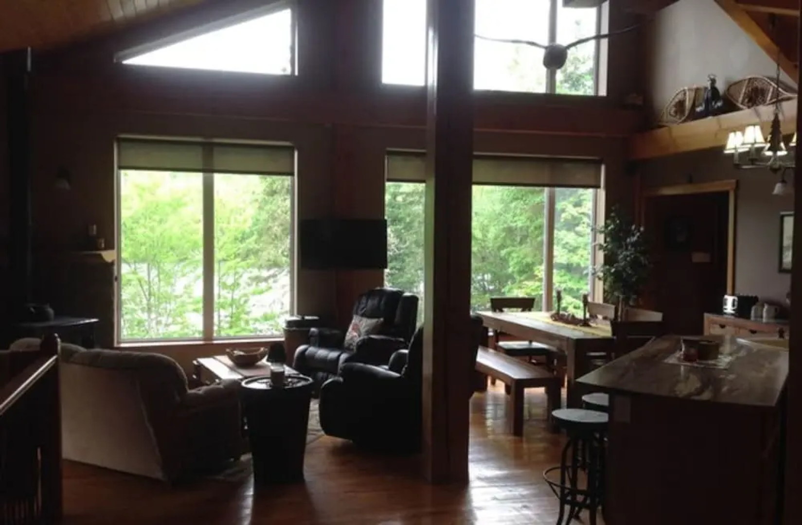 Strong Timbers B&B