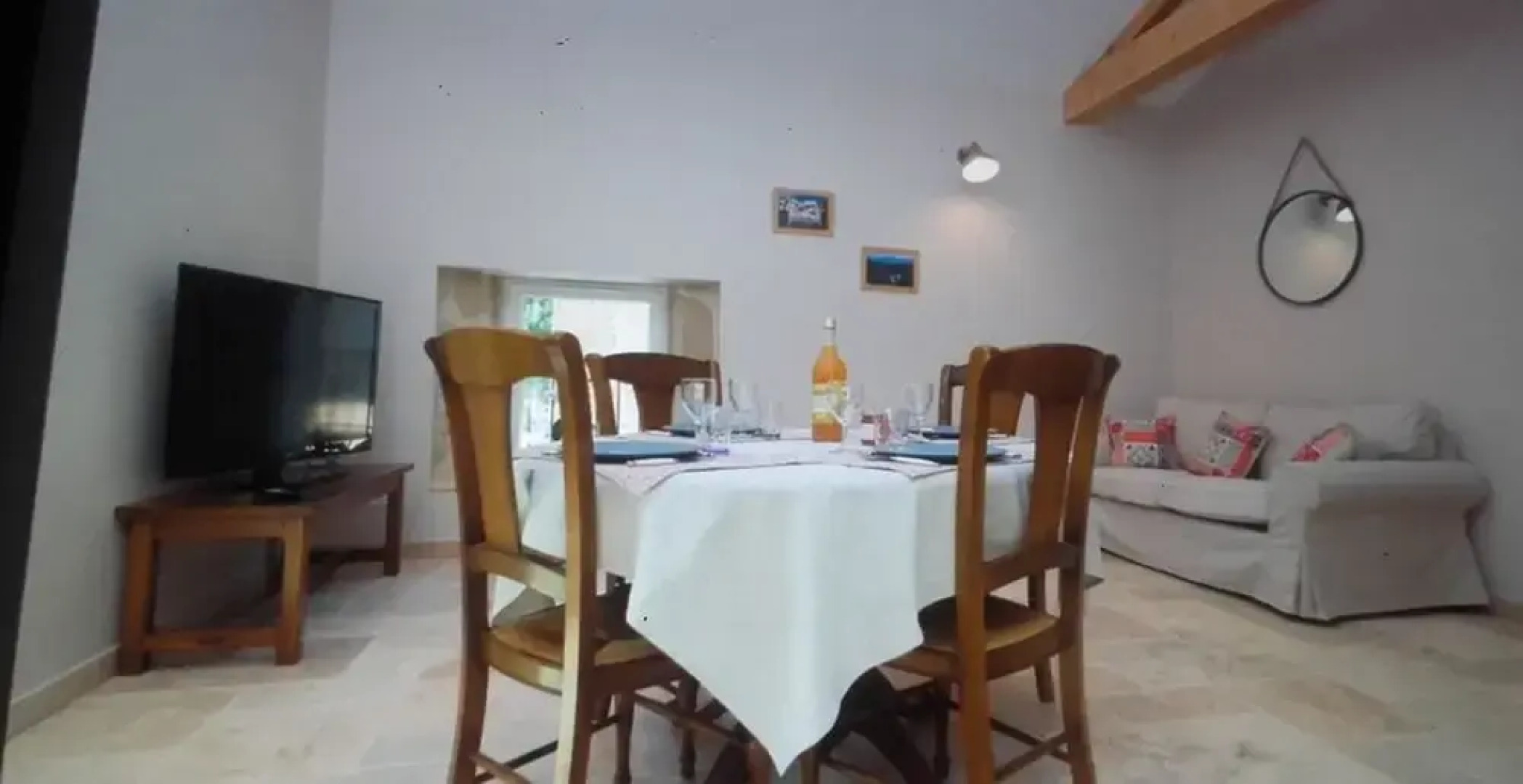 House With 2 Bedrooms in Saint Lattier, With Wonderful Mountain View, Pool Access, Furnished Garden - 50 km From the Slopes