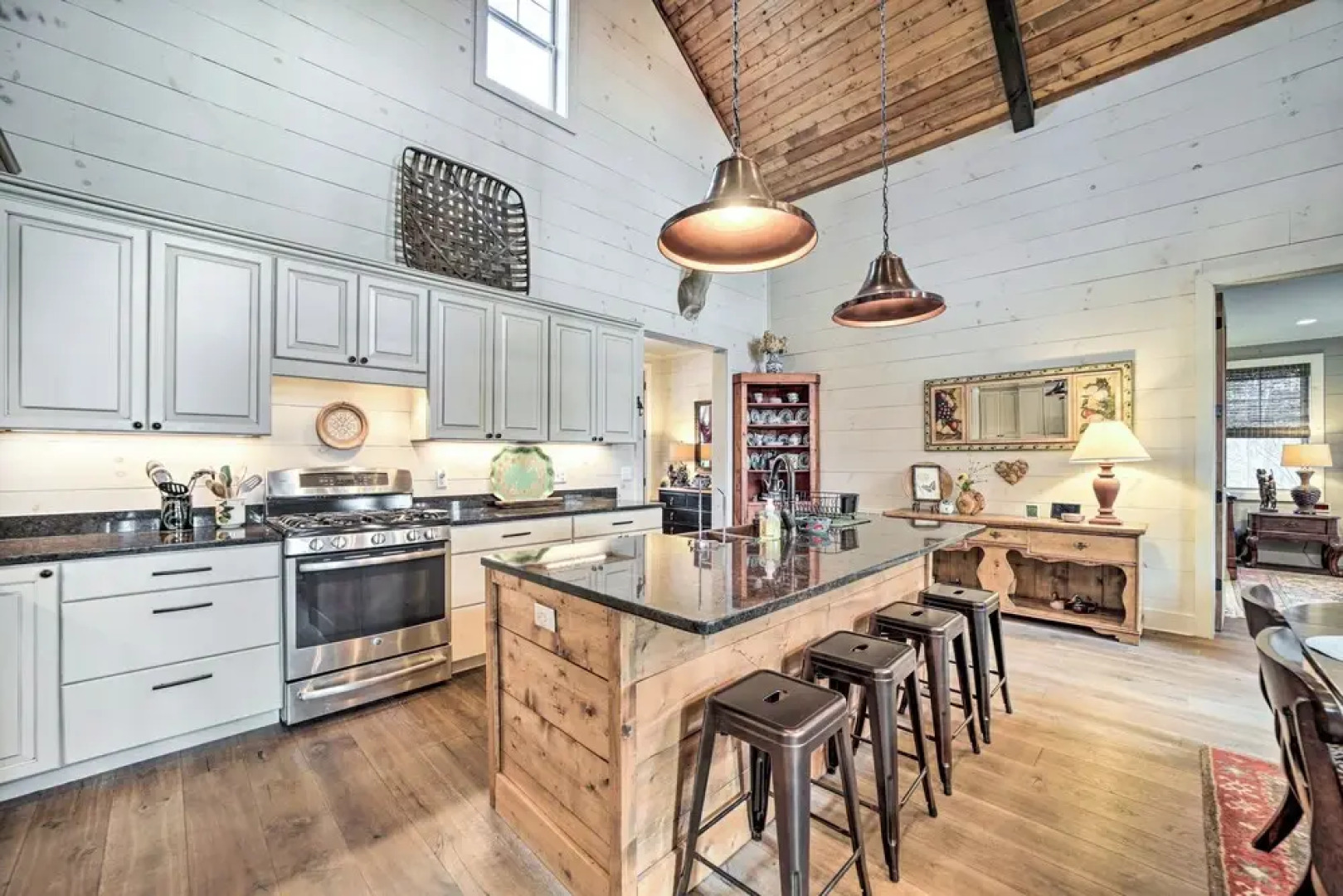 On 22 Acres: Cullowhee Craftsman Home w/ Mtn Views