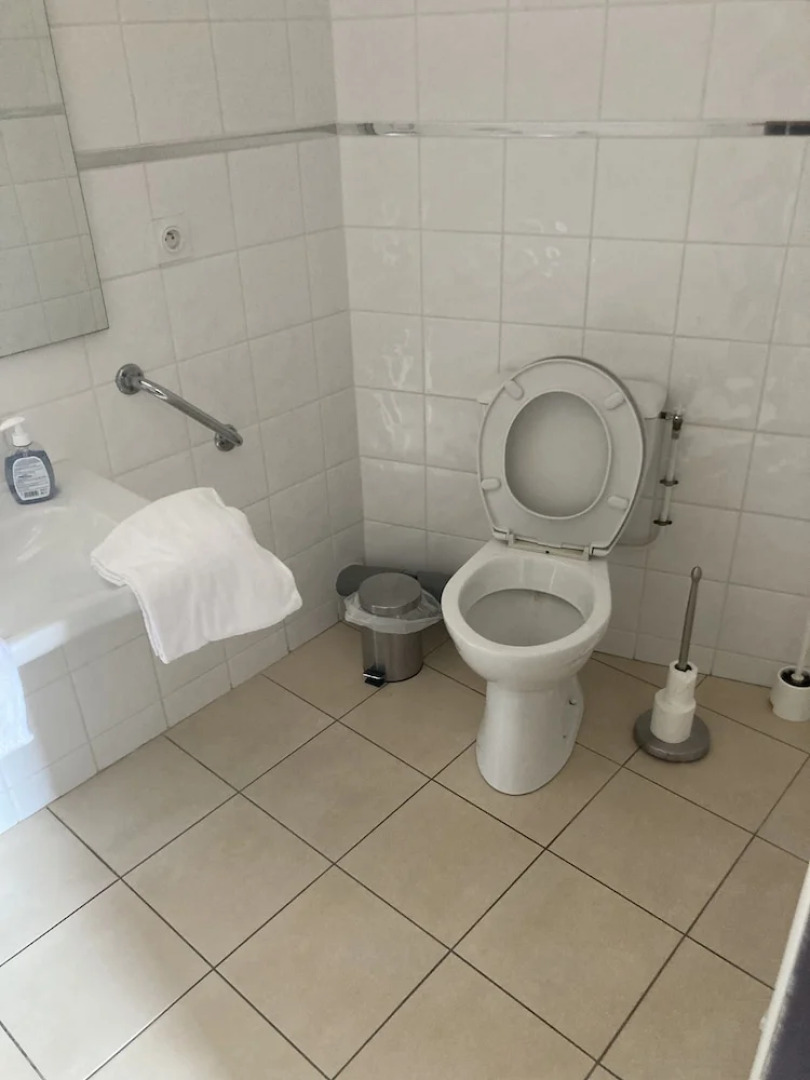 The Resid For Calixte