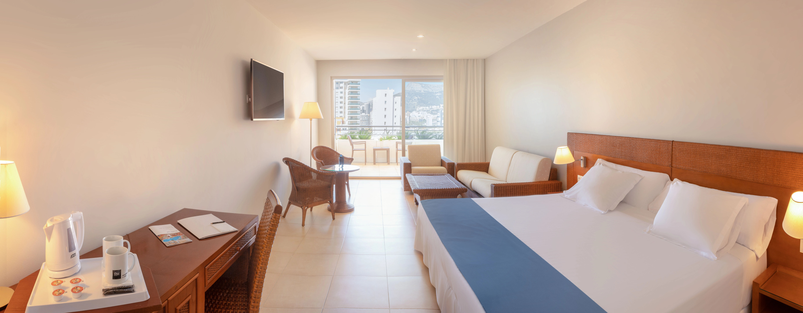 RH Ifach Family Hotel