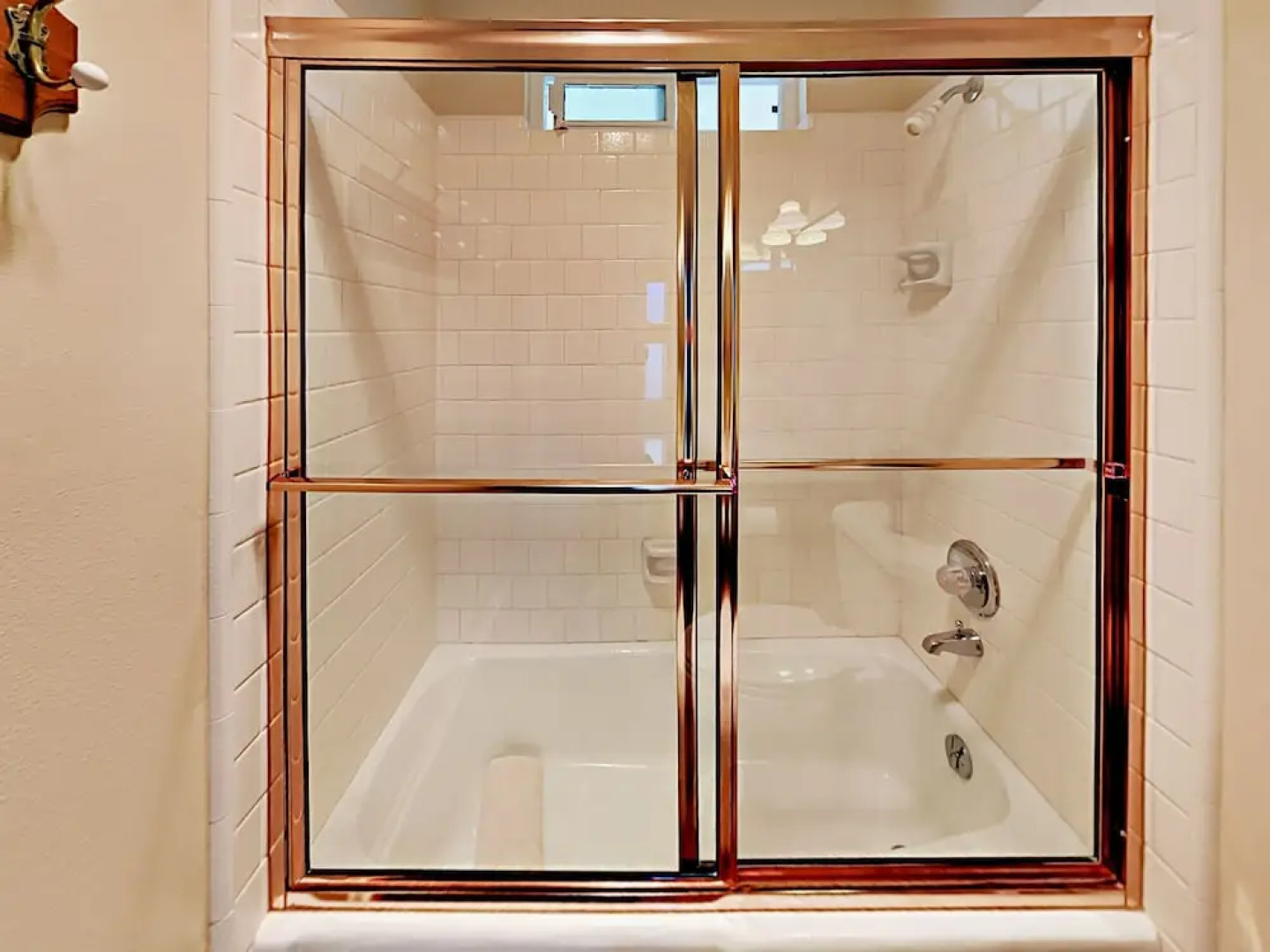 1740 Laguna Drive Home 3 Bedrooms 2 Bathrooms Home