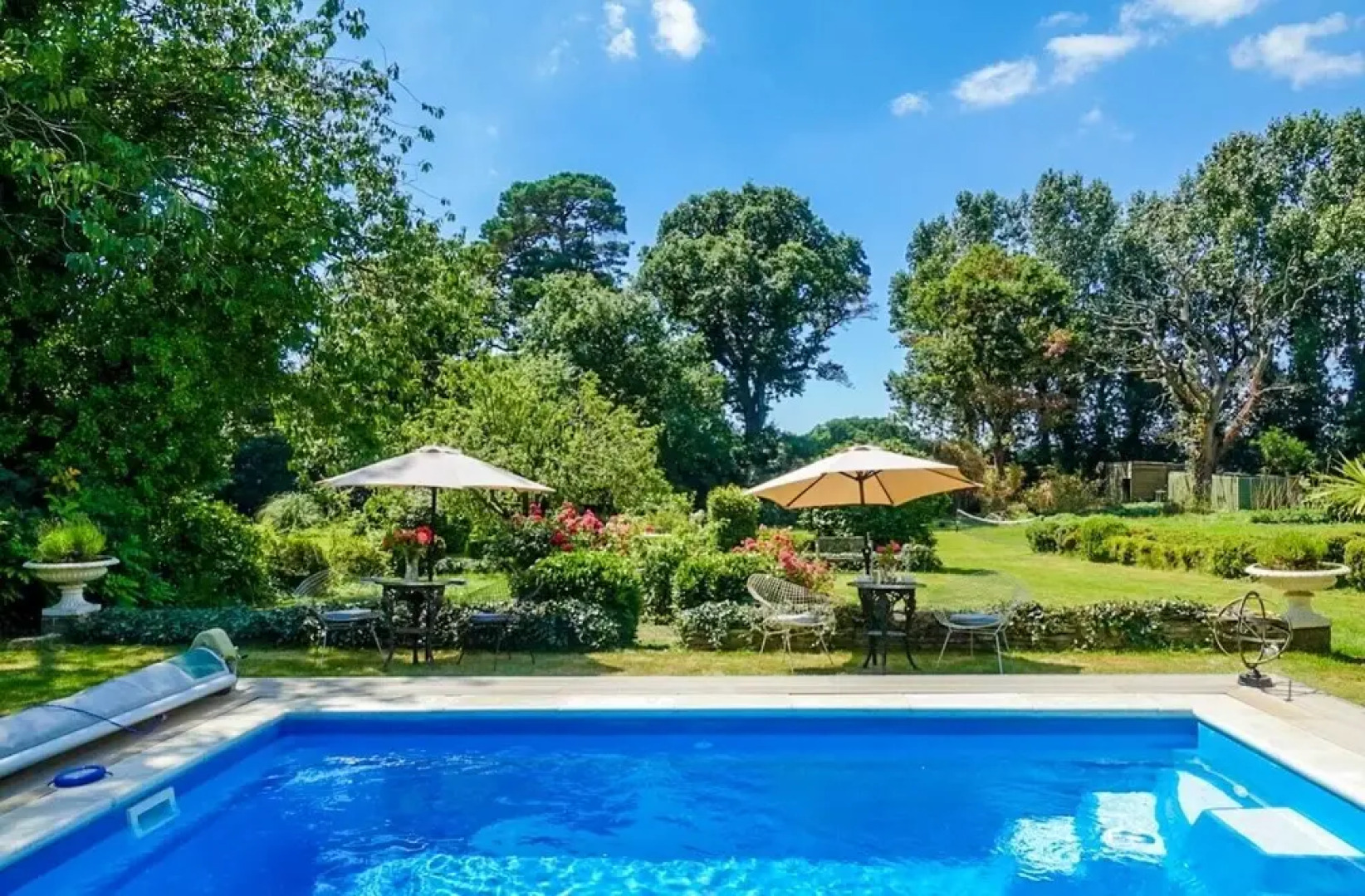 Cedar House Boutique B&B