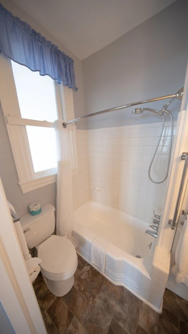 The Edenton Collection-Captain's Quarters Inn