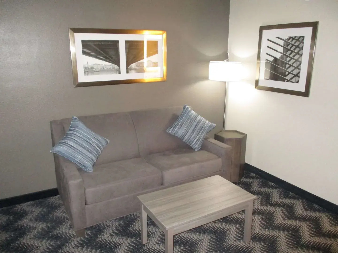 Country inn & Suites by Radisson Bolingbrook, I-55