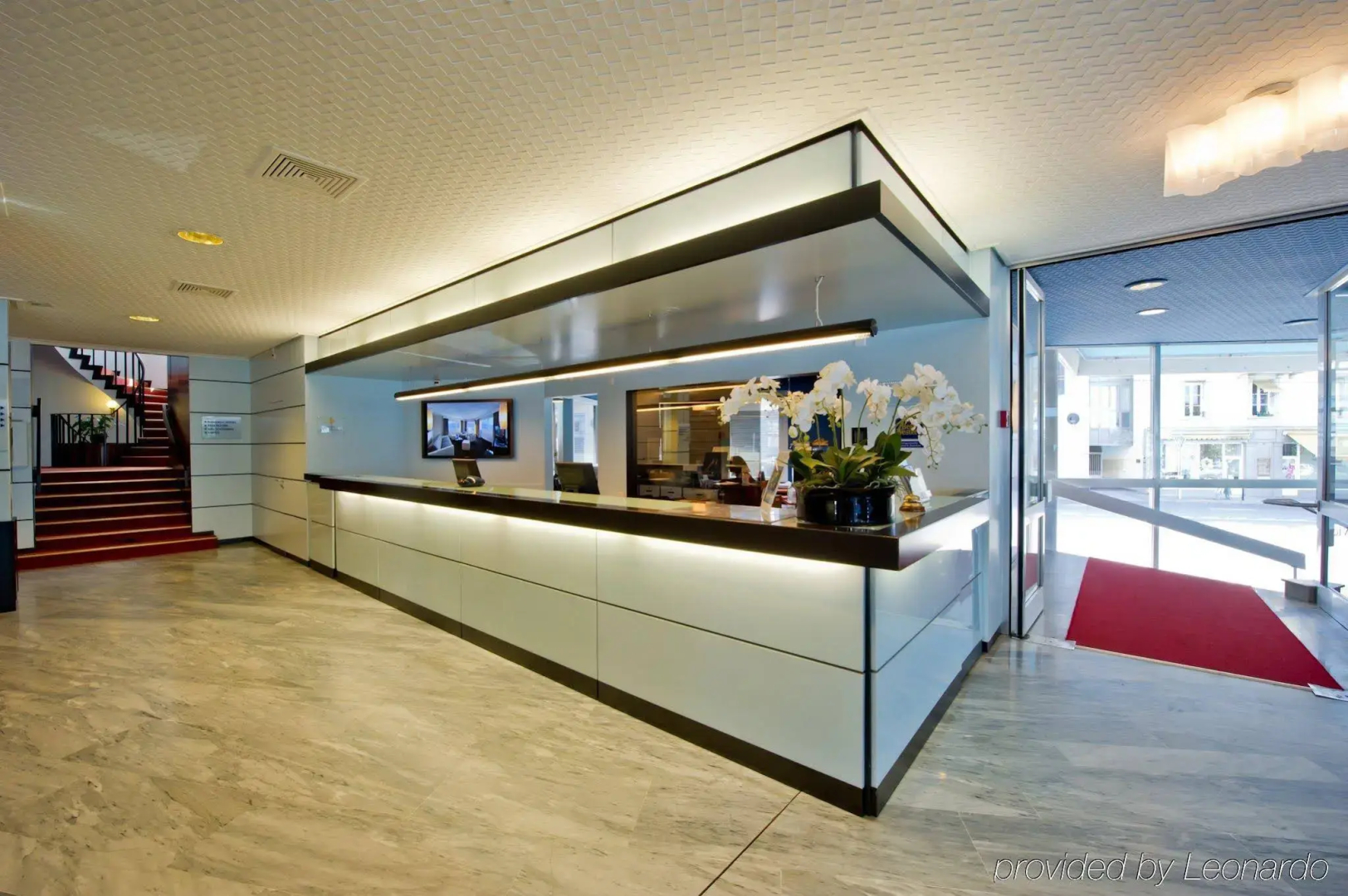 Hotel Mona