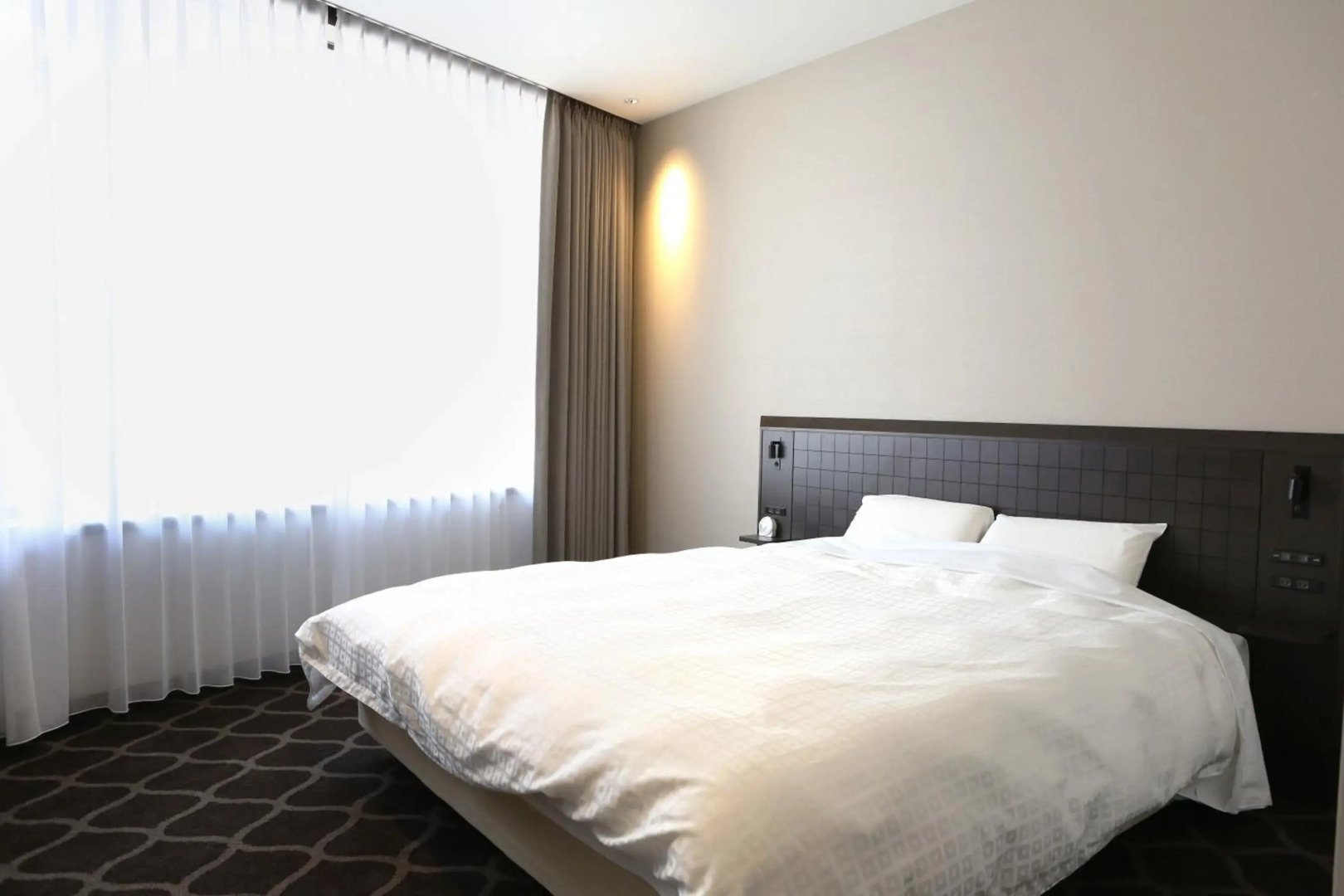 Breezbay Hotel Resort and Spa