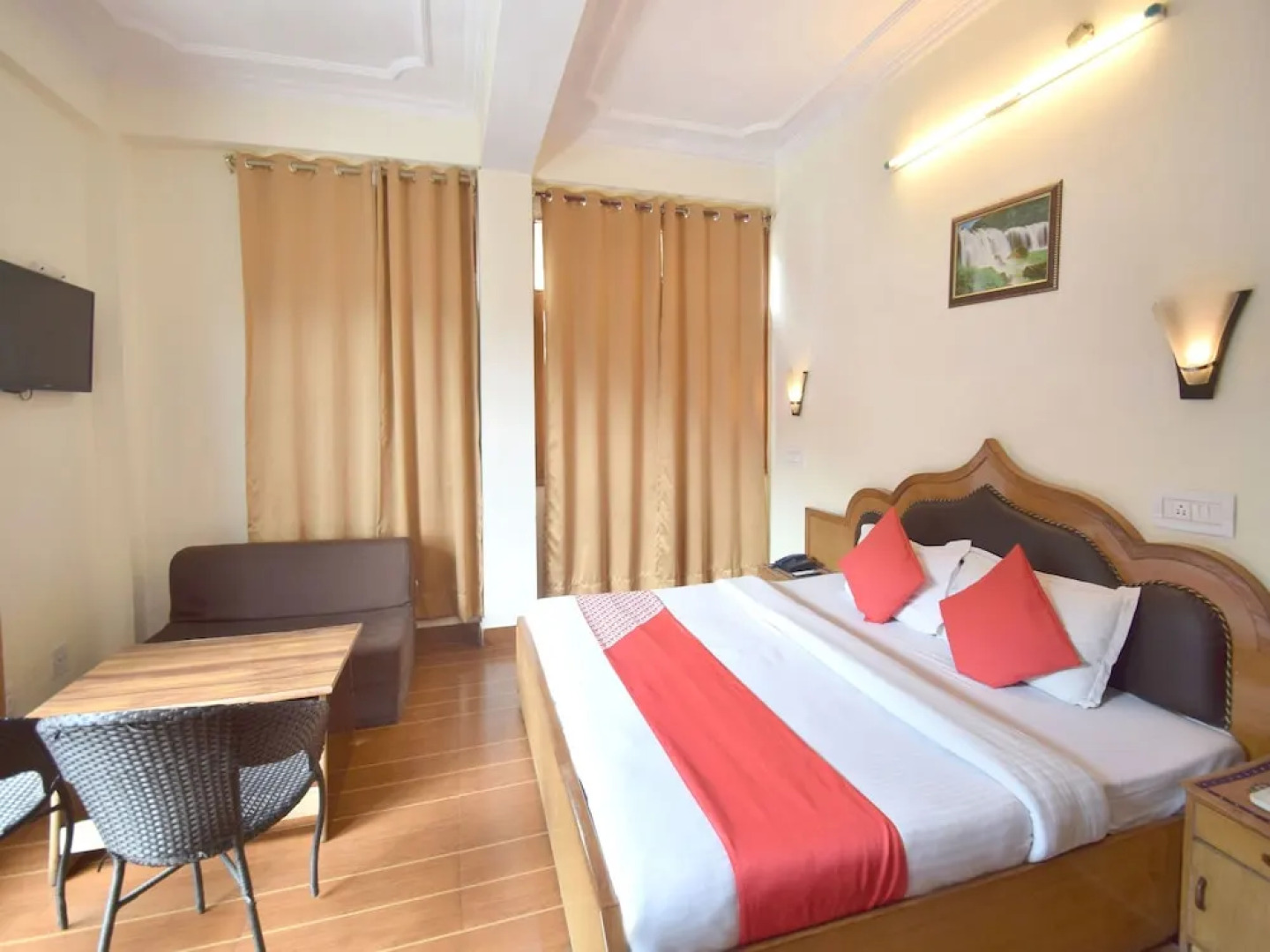 OYO 1590 Hotel Hari Palace