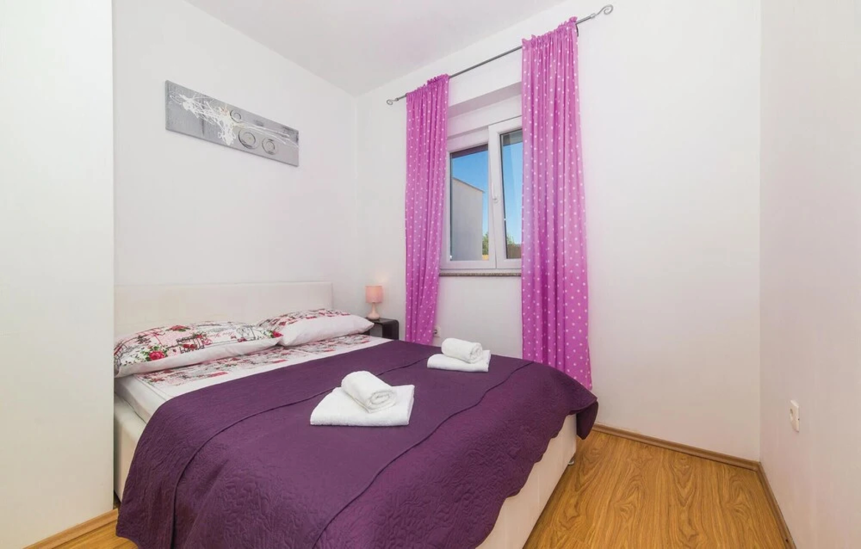 Nice Home in Kastel Stari With Wifi and 3 Bedrooms