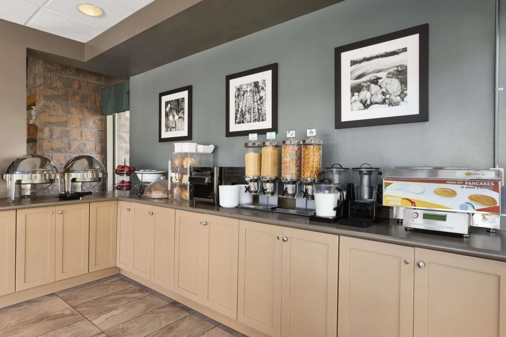 Travelodge by Wyndham Barrie