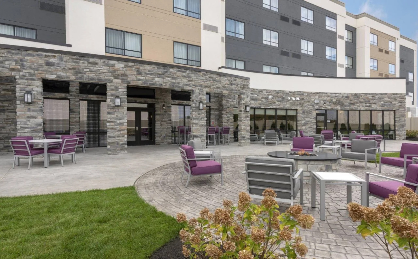 Courtyard Cleveland Elyria