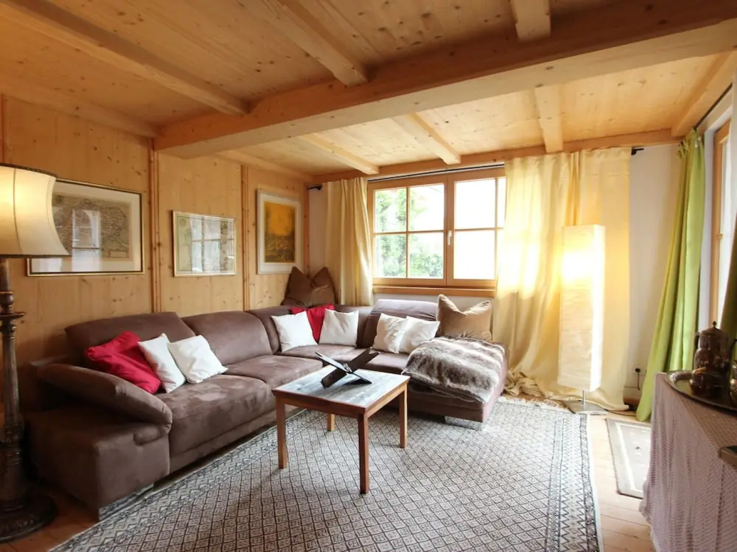 Chalet in St Johann on Ski Slopes