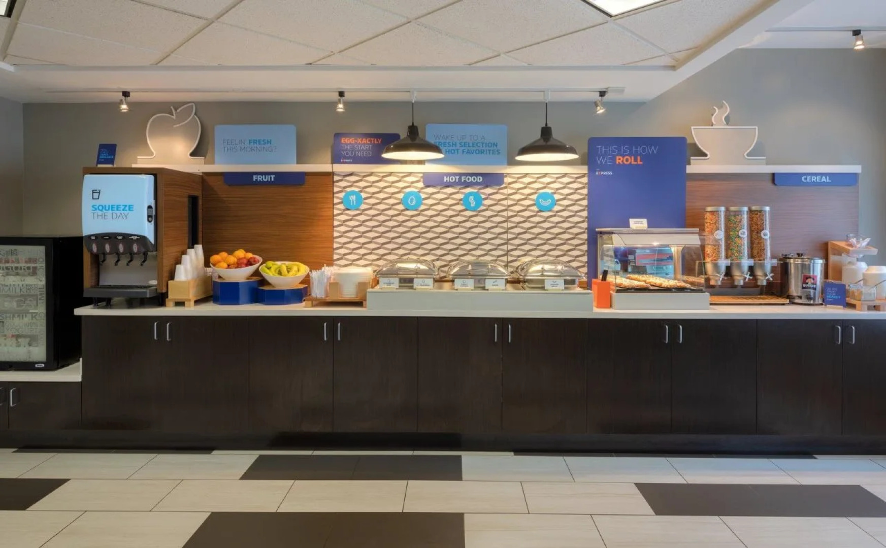Holiday Inn Express & Suites Bradley Airport by IHG