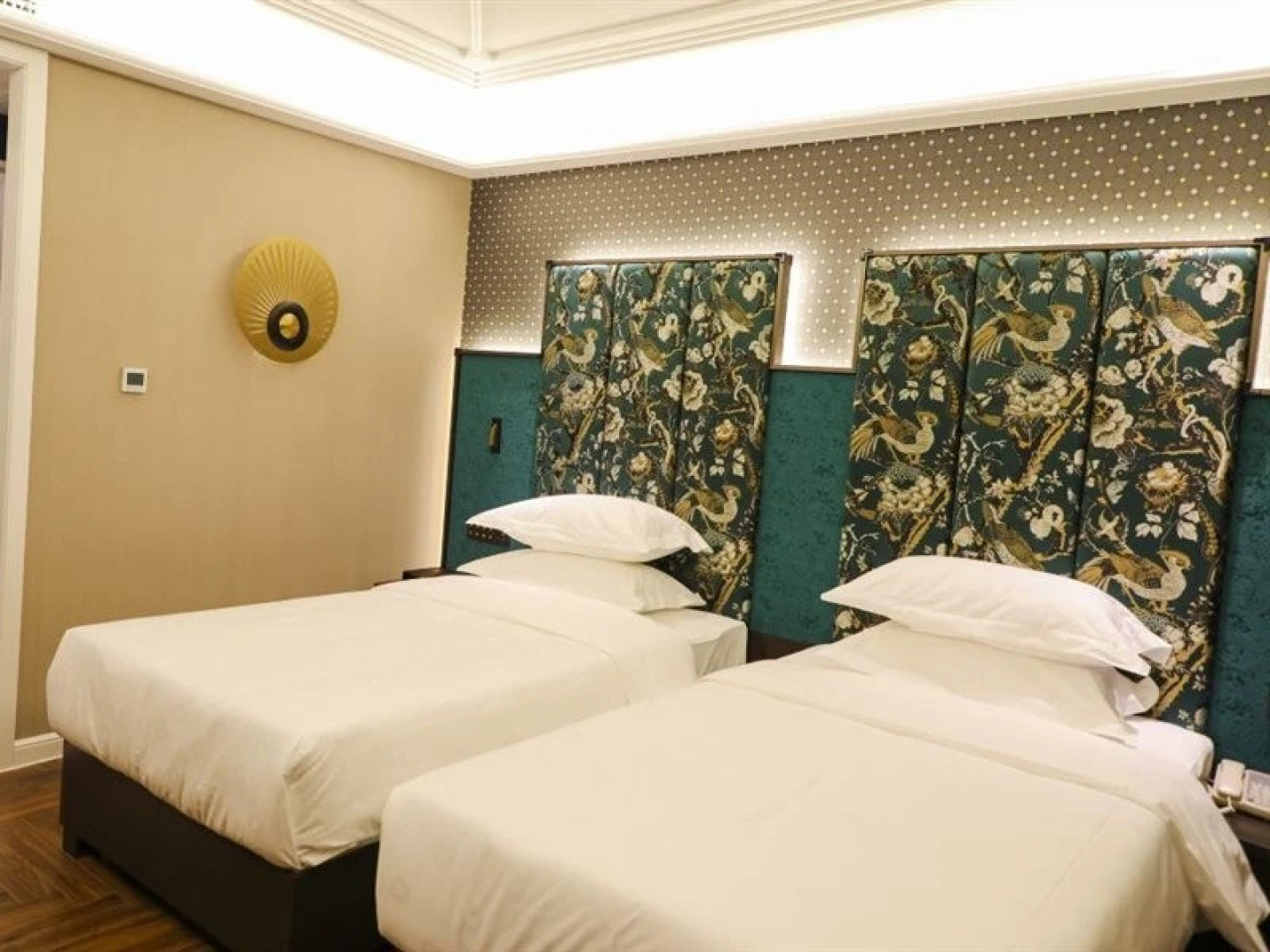 Jinjiang Metropolo Hotel Anqing High-speed Railway Station，Guangcai  7th street