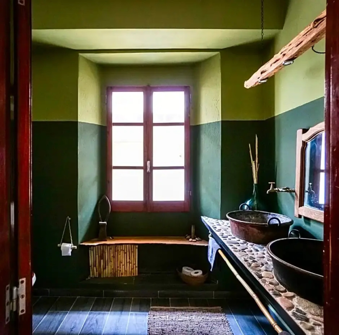 Nannai Climbing Home