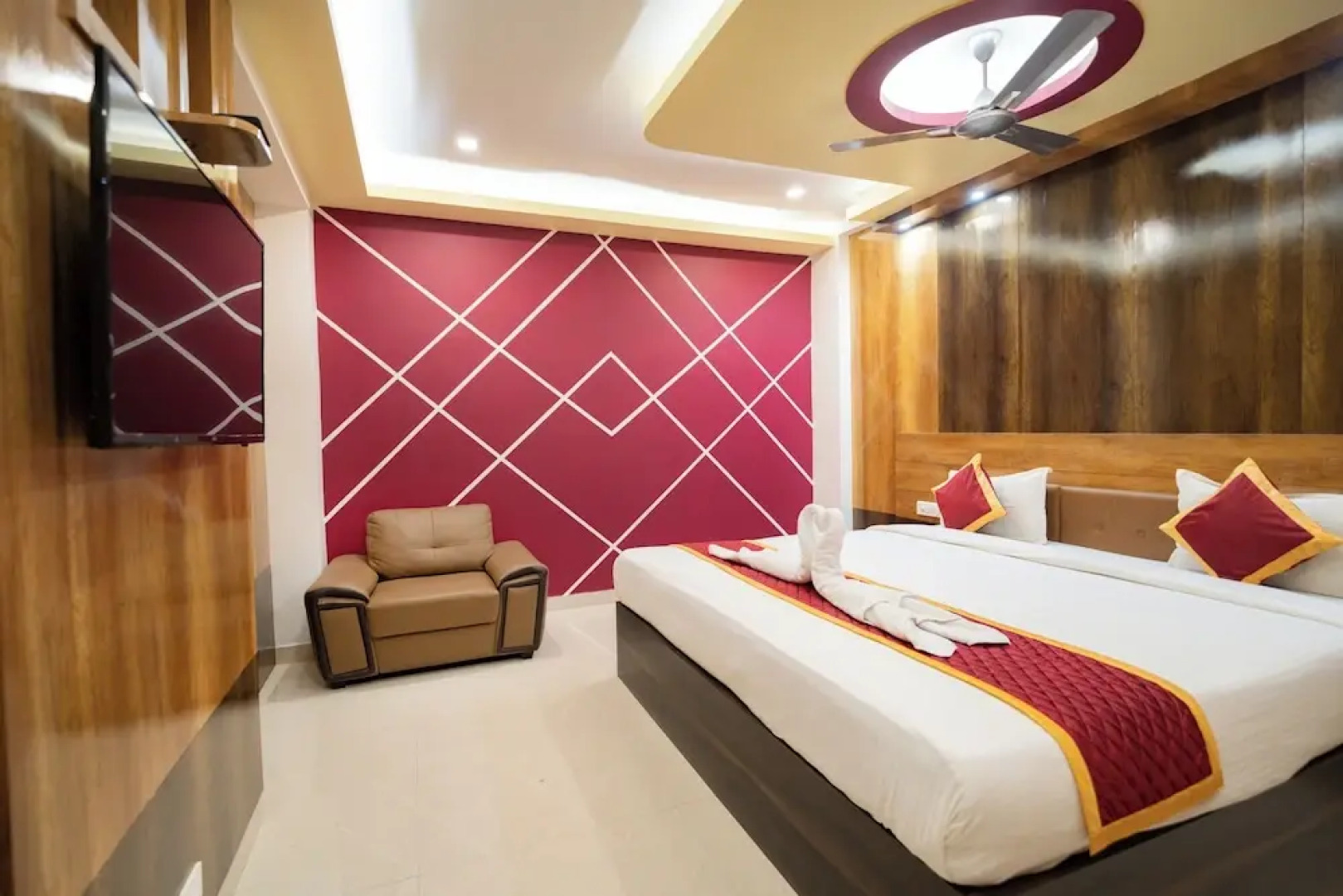 Hotel SDM Golden Tower