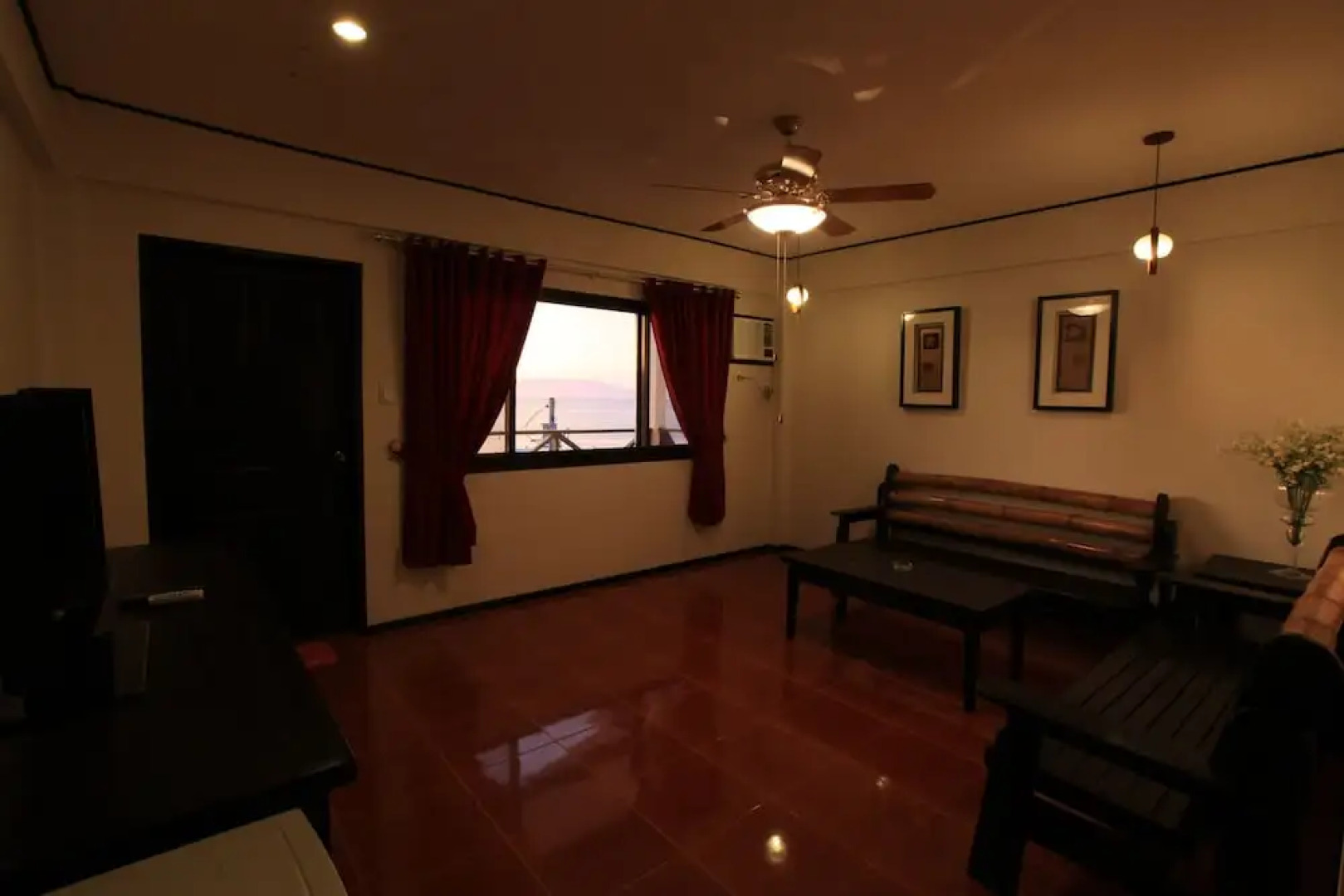 Paradise Resort and Dive Shop