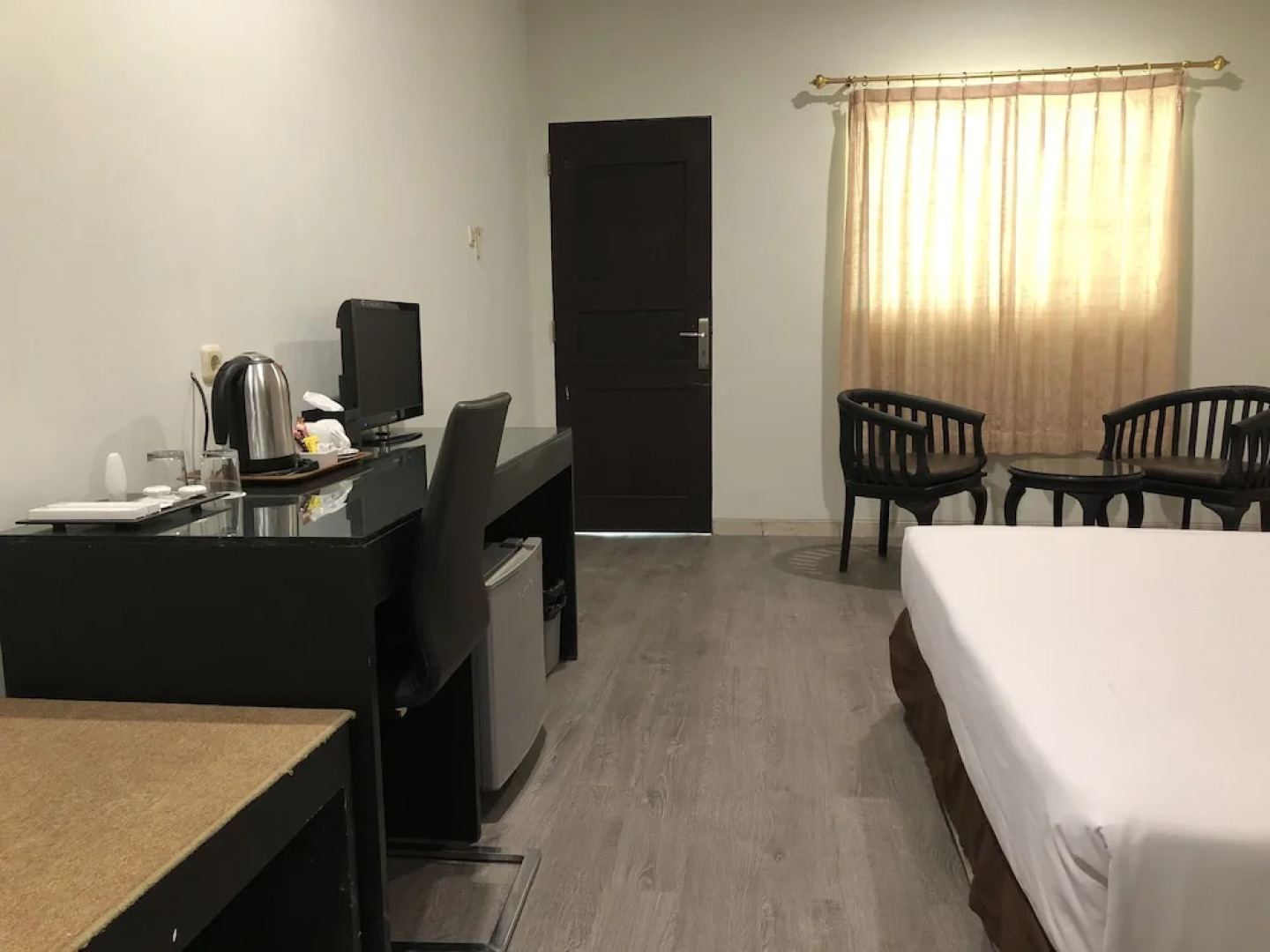 ZEN Rooms Sedati Juanda