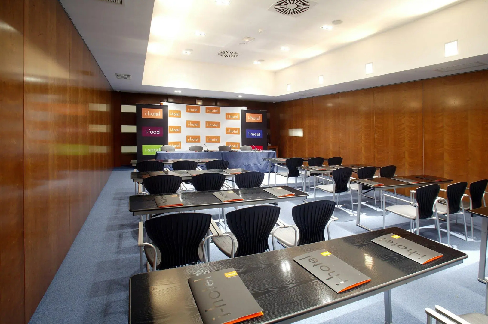 Eurostars i-Hotel