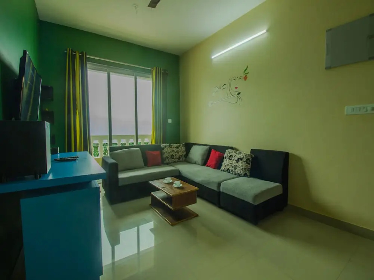 OYO 15536 HOME Elegant 2BHK Mapusa