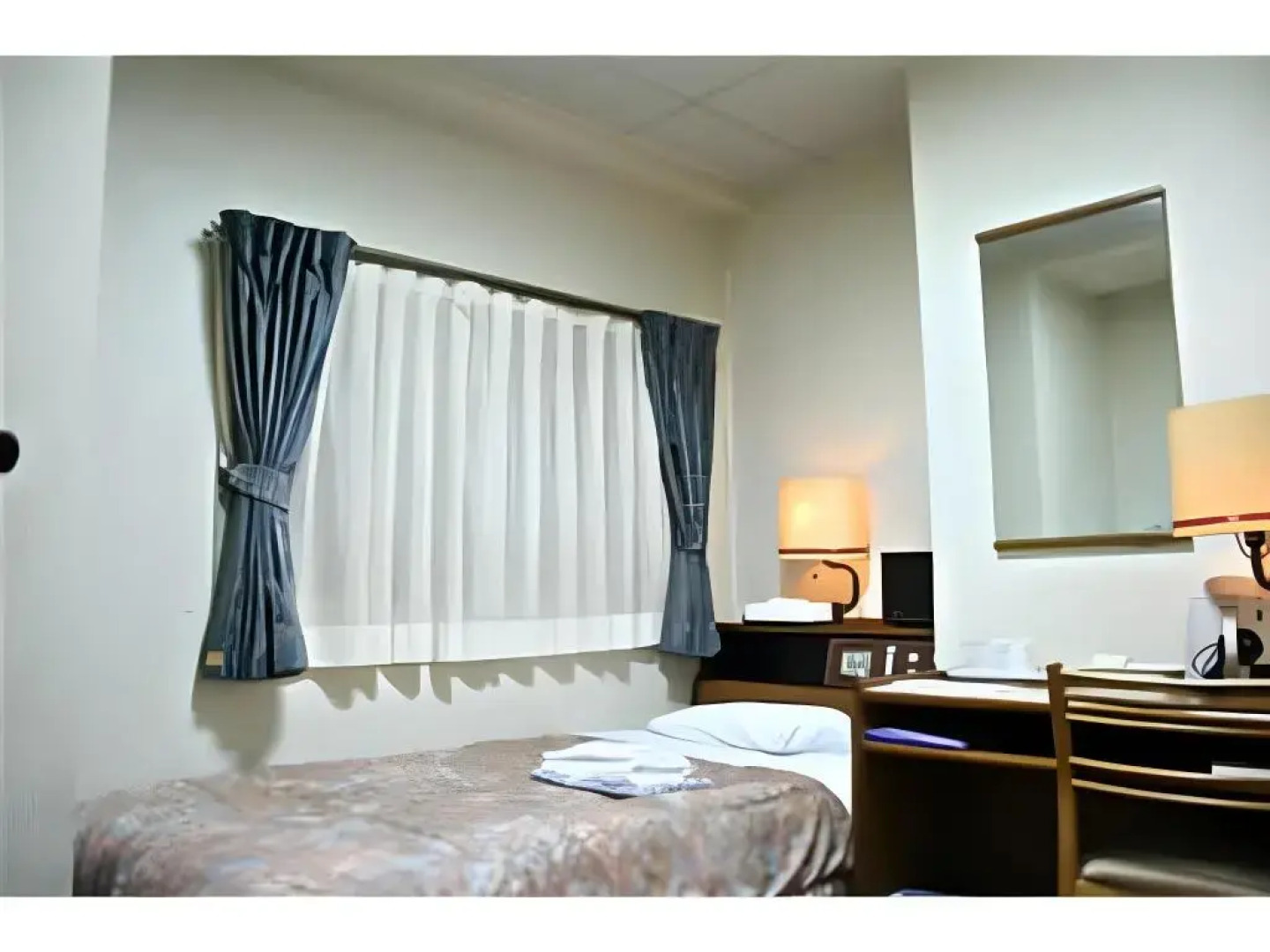 Kochi Business Hotel Bekkan