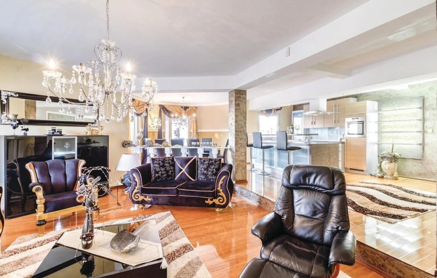 Awesome Home in Valtursko Polje With Wifi and 12 Bedrooms