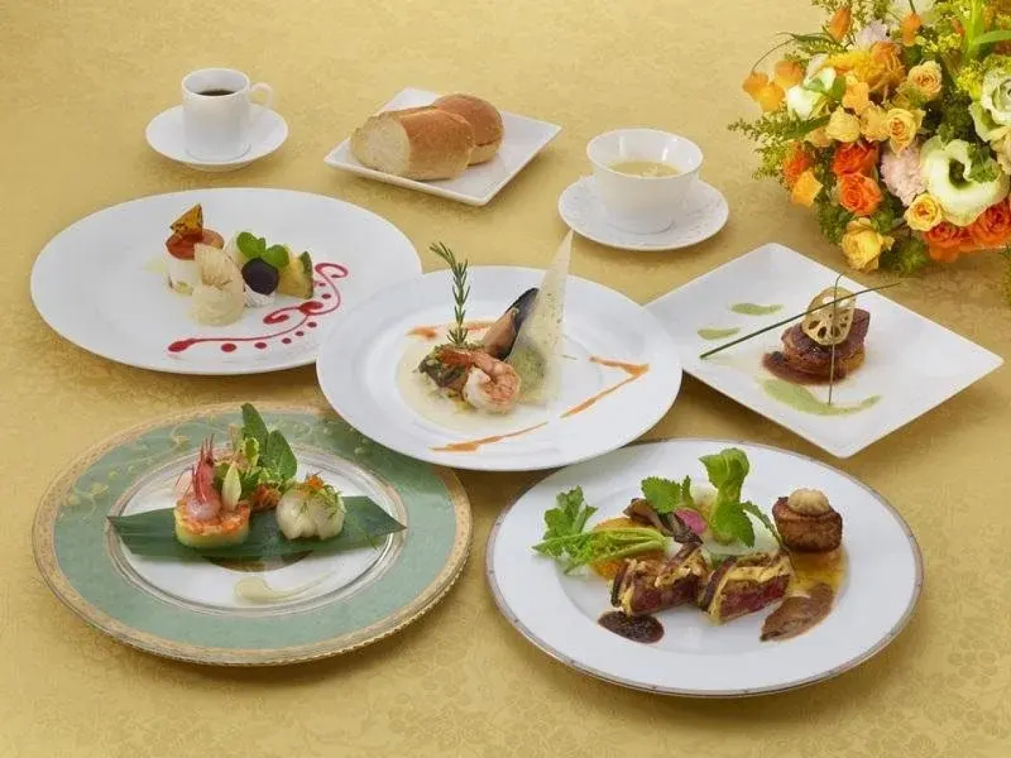 Menard Aoyama Resort