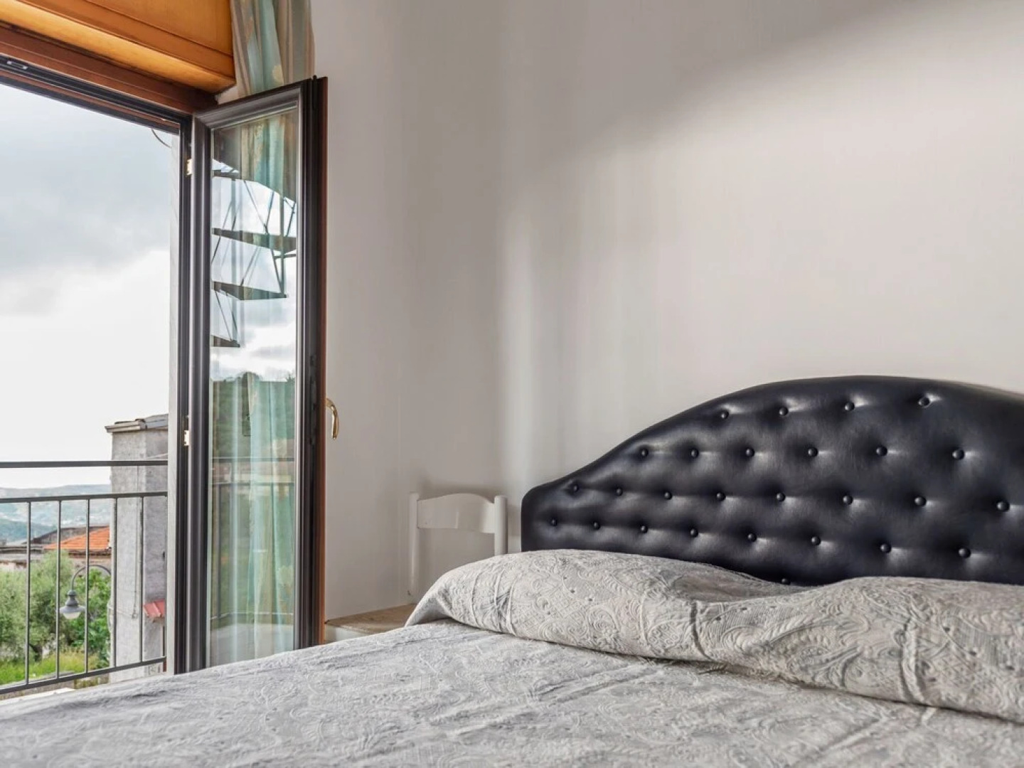 Peaceful Holiday Home in Perdifumo With Balcony