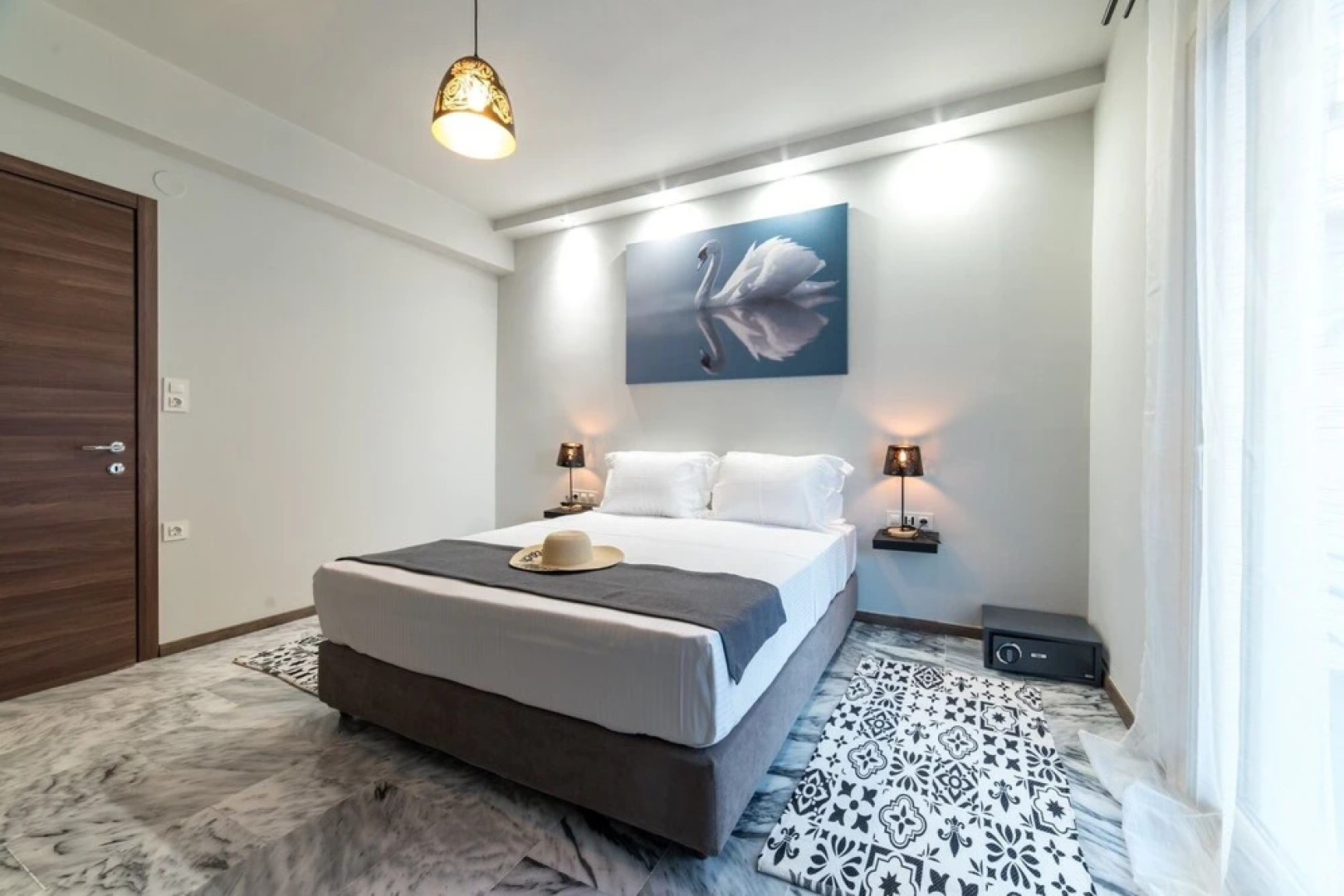 Oinoelia Luxury Suites & Residence
