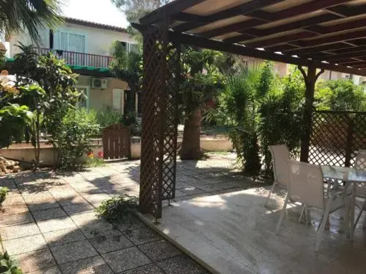 Maria Petros Beach Houses