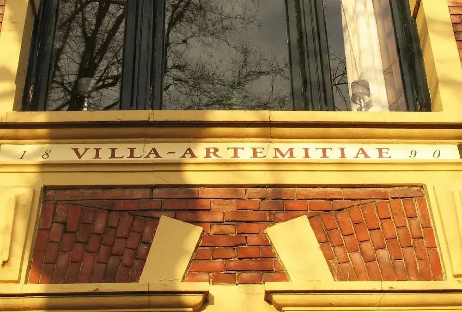 Villa Artemitiae