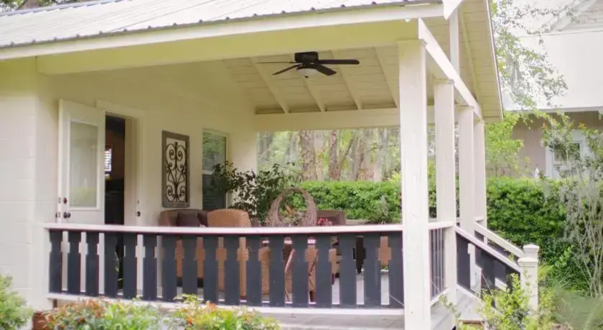 The Nest on Lake Weir