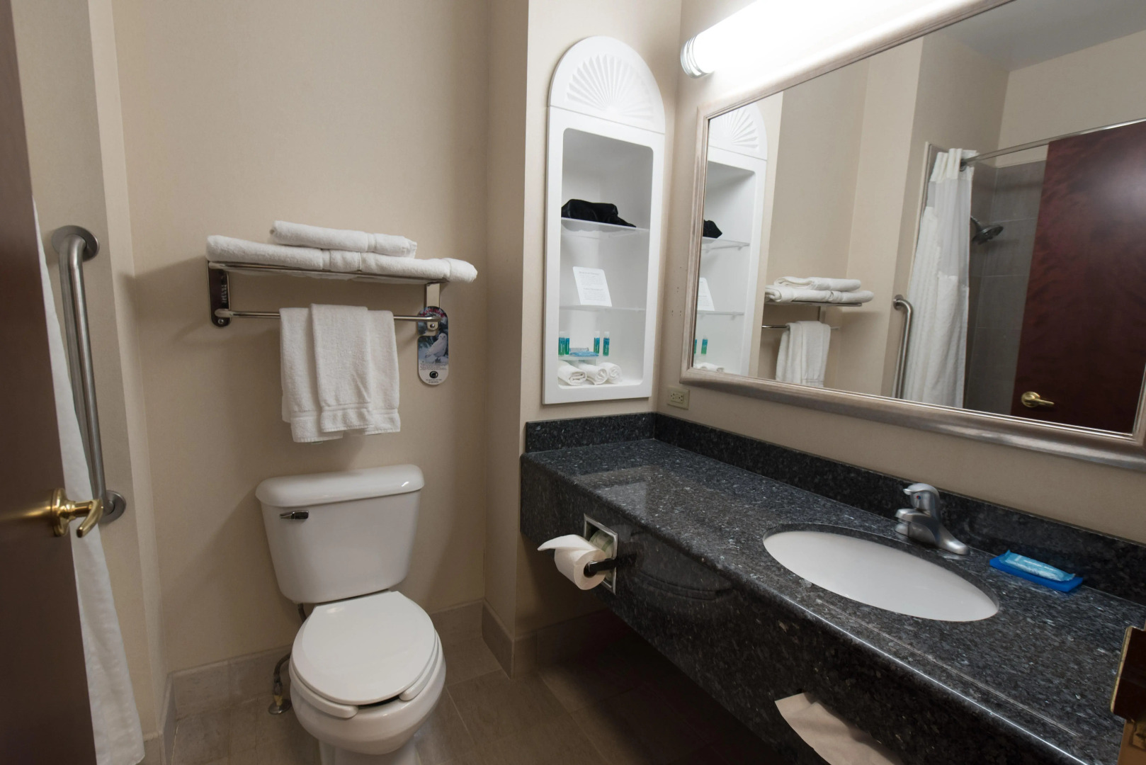 Holiday Inn Express Hotel & Suites in North East (Erie) by IHG