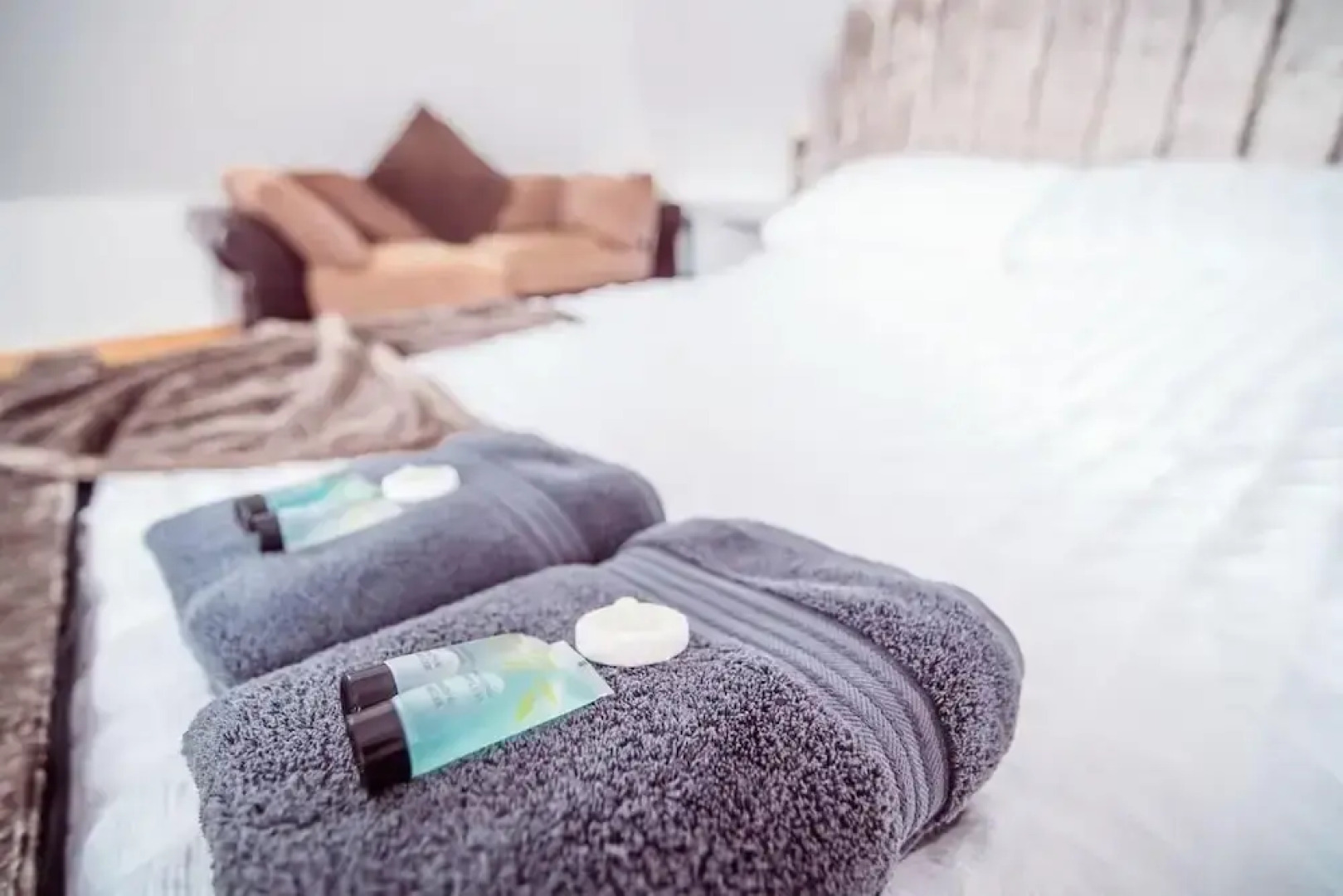 Threeways Retreat With Heated Swimming Pool