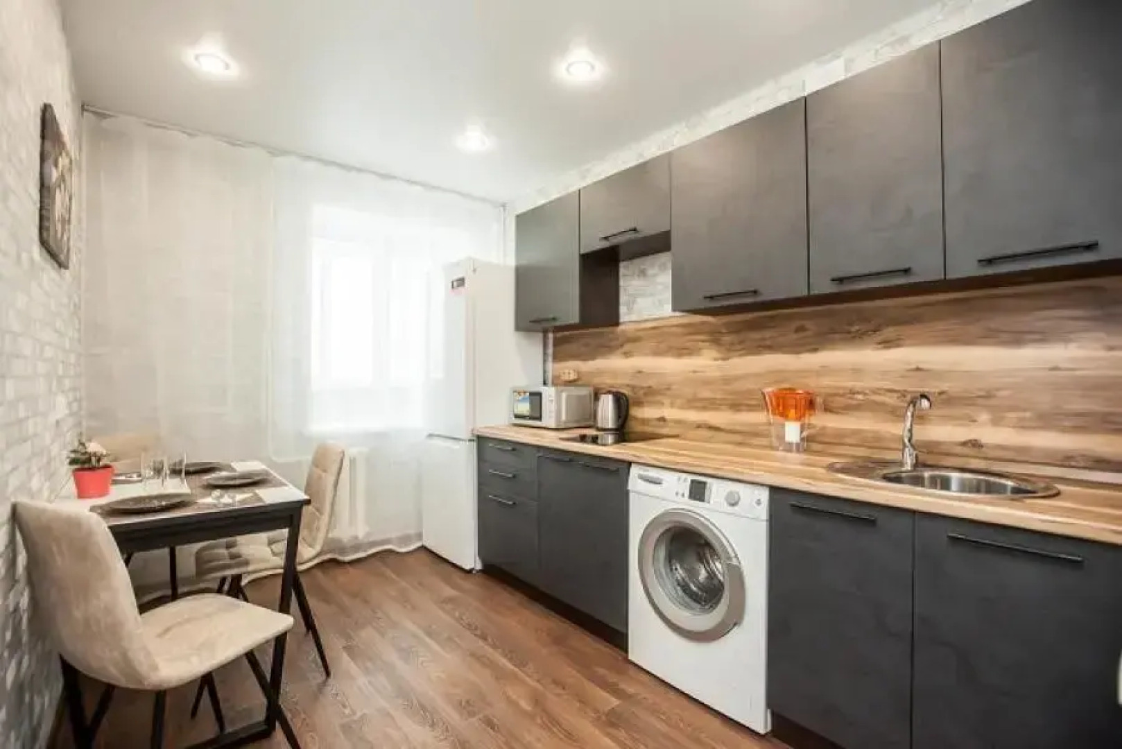 EasyRent (ИзиРент) на бульваре Рябиновый 6