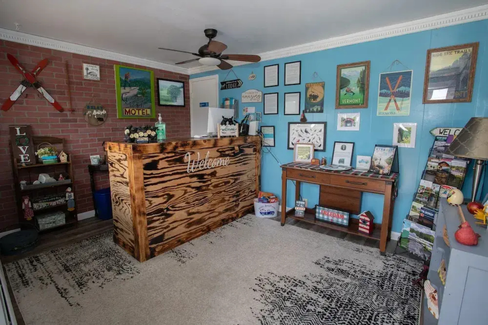 The Governor's Rock Motel DF ROCKLLC