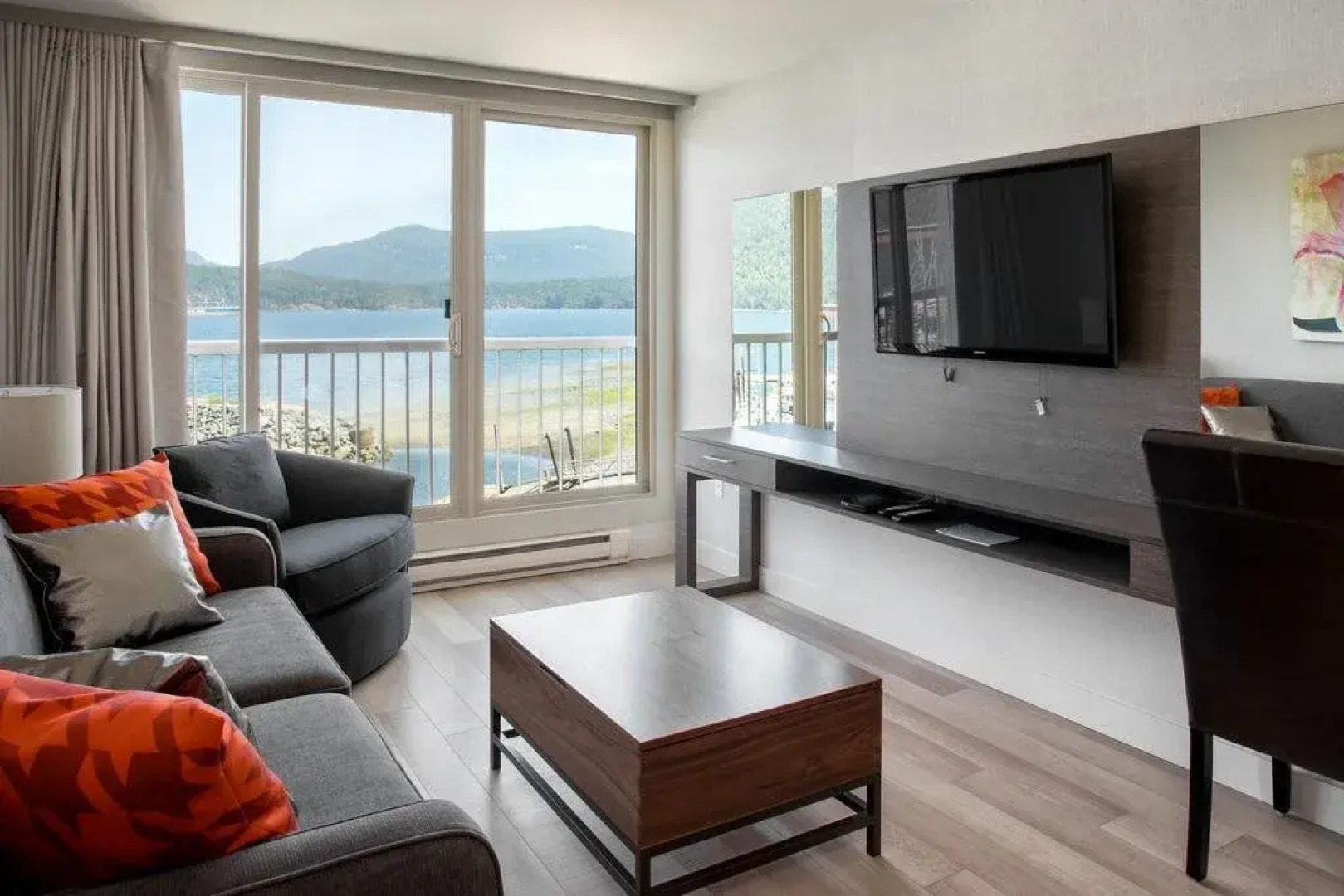 Oceanfront Suites at Cowichan Bay