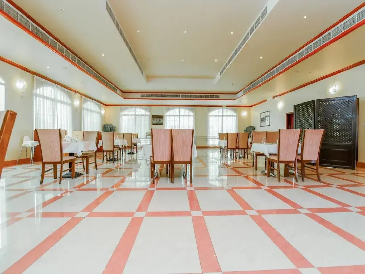 OYO 231 Holiday Arabian Resort