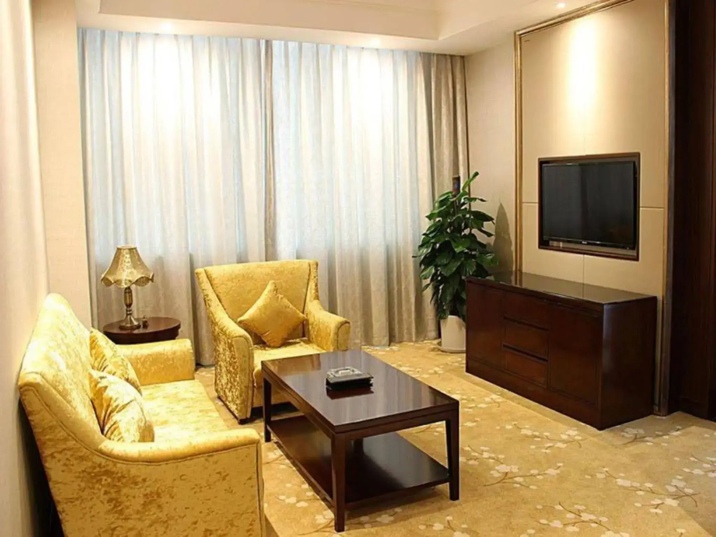 Gloria Plaza Hotel Qingdao