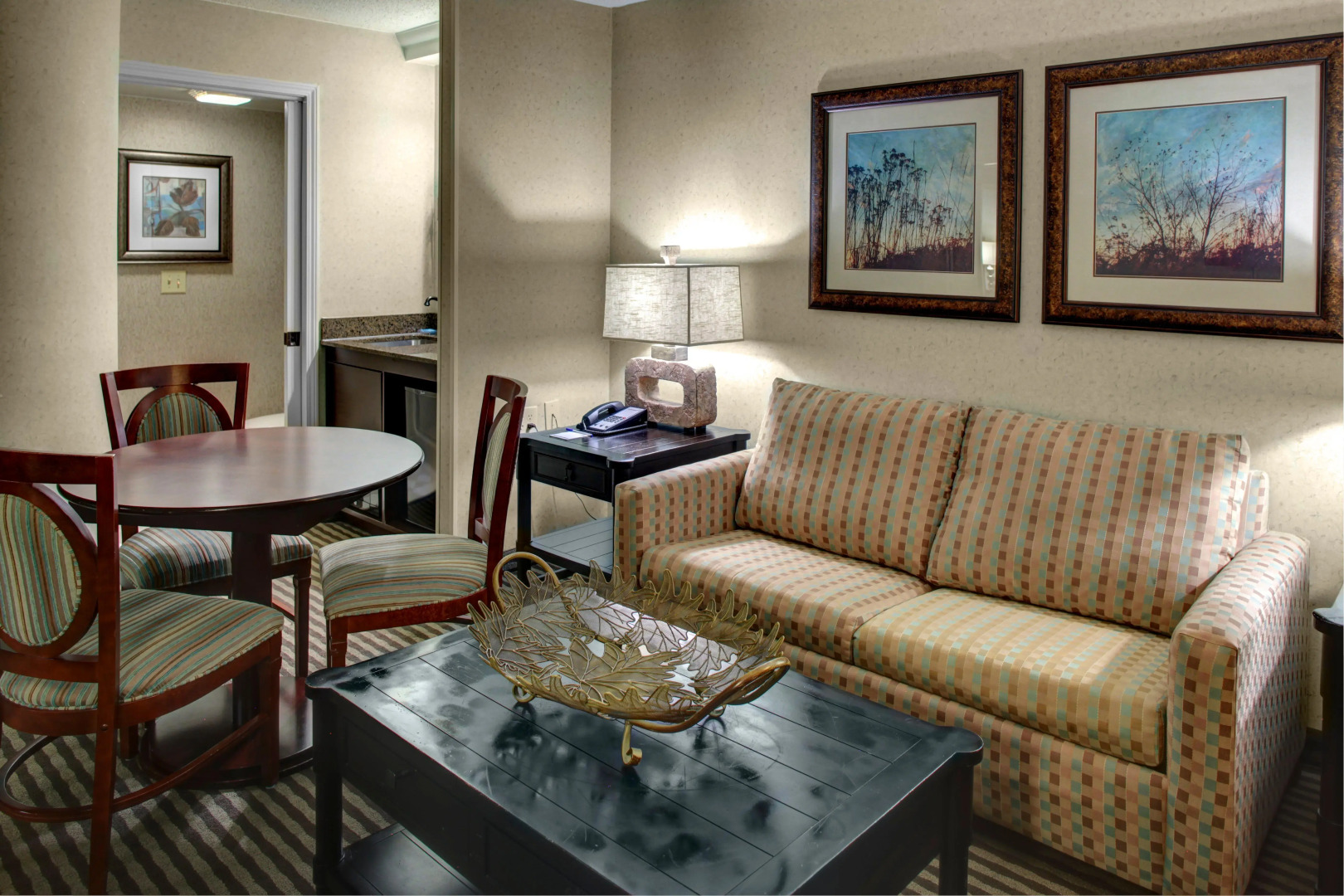 Holiday Inn Express & Suites Atlanta Buckhead by IHG